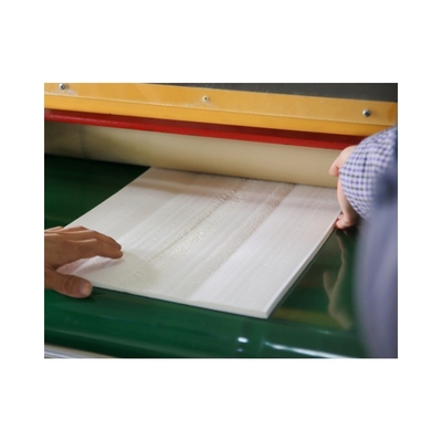kaufen Niedertemperaturbeständig -30°C FKM Gummivorbestand 100% Modulus Mpa 12,0 Mpa Automobilindustrie online manufacture
