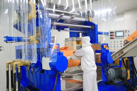 ISO 9001-zertifizierte, langlebige FKM-Vormischung mit TR -17 und Druckverformungsrest 12-20 für Öldichtungen und Dichtungen